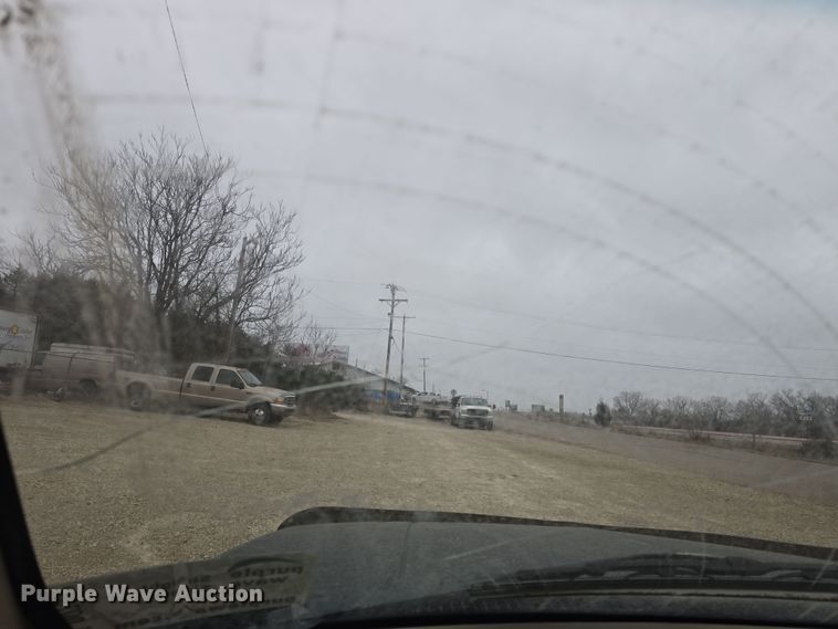 image for item DO7862 1998 Chevrolet Suburban K1500 LT SUV