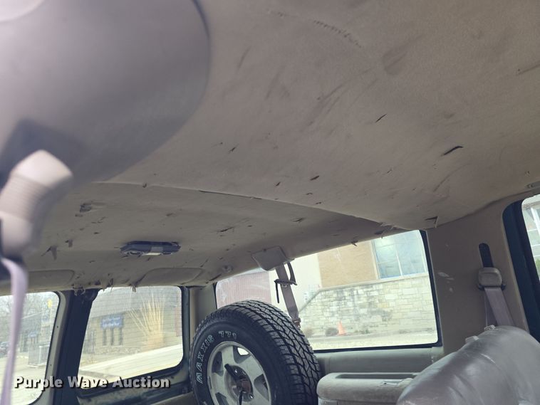 image for item DO7862 1998 Chevrolet Suburban K1500 LT SUV