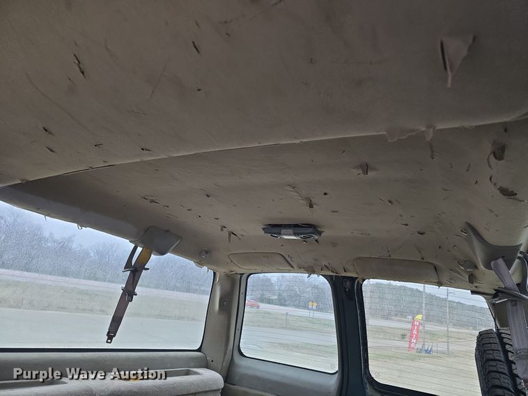 image for item DO7862 1998 Chevrolet Suburban K1500 LT SUV