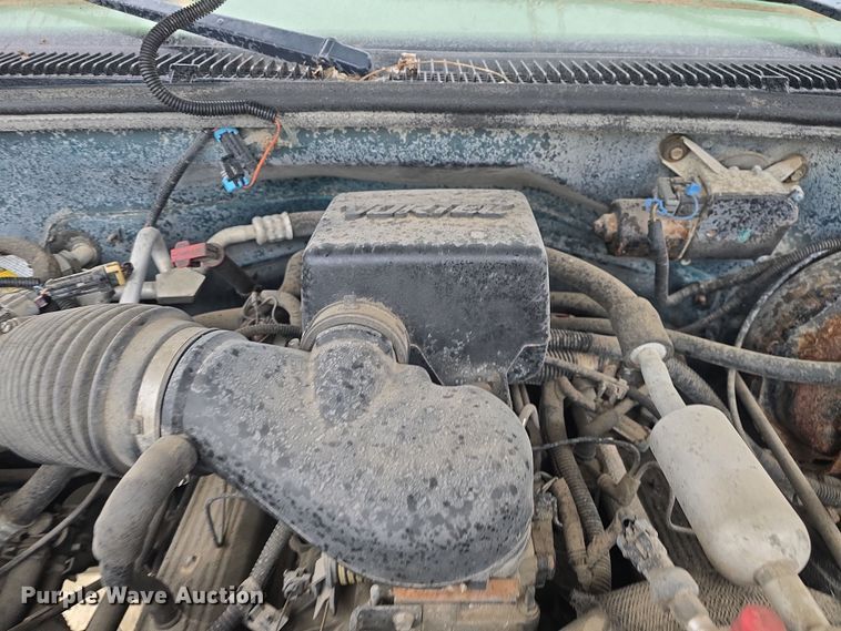 image for item DO7862 1998 Chevrolet Suburban K1500 LT SUV