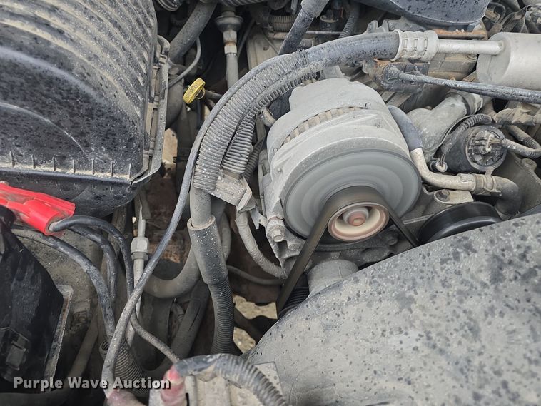 image for item DO7862 1998 Chevrolet Suburban K1500 LT SUV