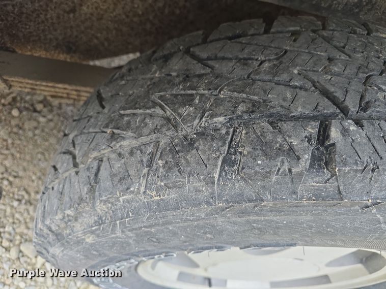 image for item DO7862 1998 Chevrolet Suburban K1500 LT SUV