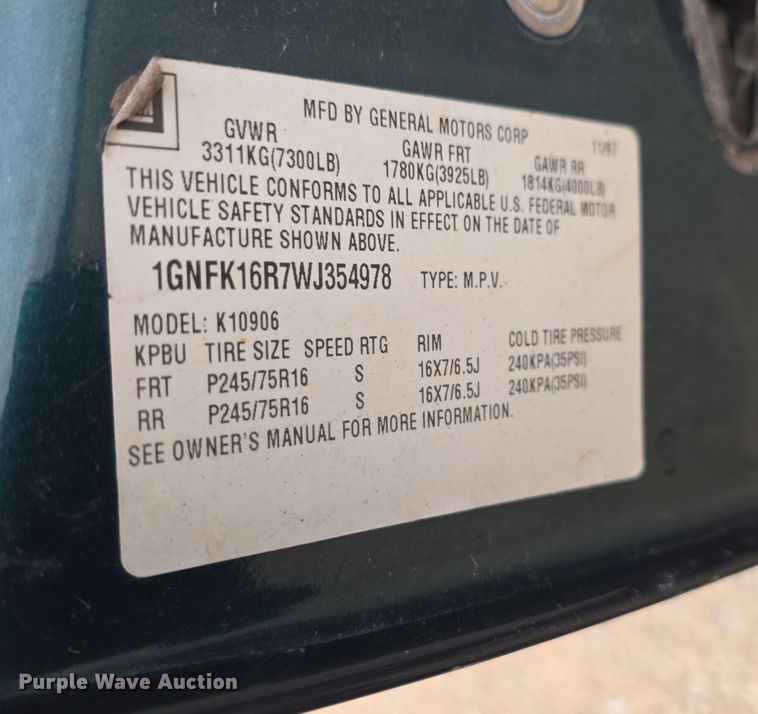 image for item DO7862 1998 Chevrolet Suburban K1500 LT SUV