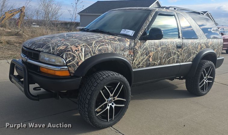 image for item DO7864 1998 Chevrolet Blazer LS SUV
