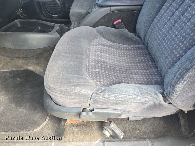 image for item DO7864 1998 Chevrolet Blazer LS SUV