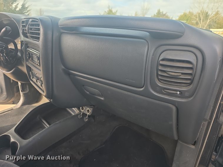 image for item DO7864 1998 Chevrolet Blazer LS SUV