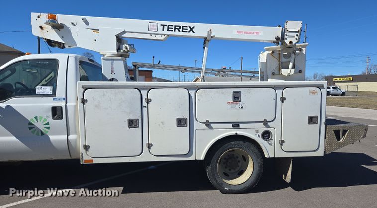 image for item DP6184 2008 Ford F450 Super Duty XL bucket truck