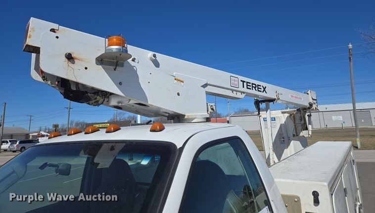 image for item DP6184 2008 Ford F450 Super Duty XL bucket truck