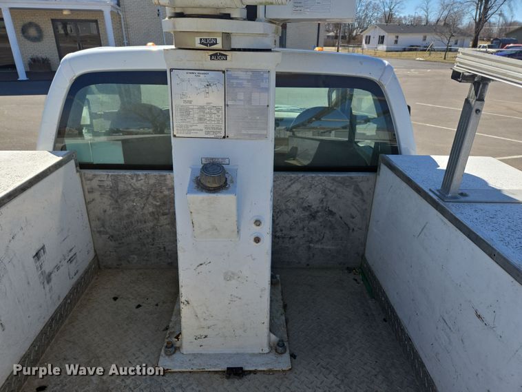 image for item DP6184 2008 Ford F450 Super Duty XL bucket truck