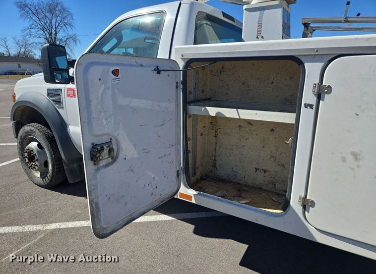 image for item DP6184 2008 Ford F450 Super Duty XL bucket truck