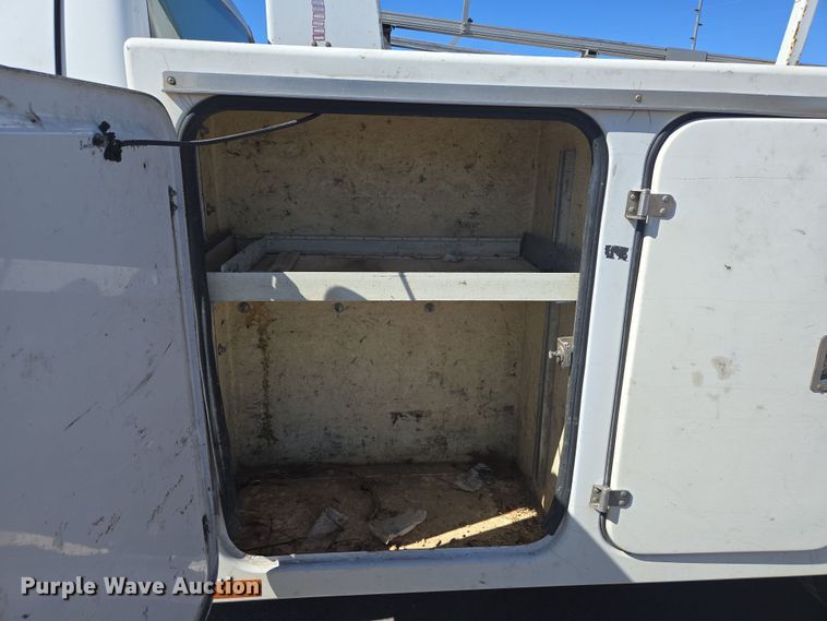 image for item DP6184 2008 Ford F450 Super Duty XL bucket truck