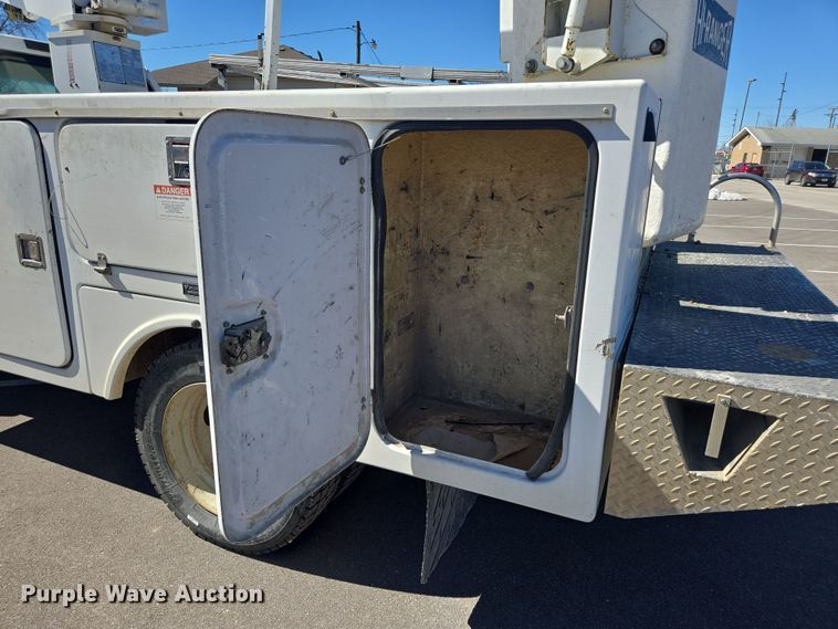 image for item DP6184 2008 Ford F450 Super Duty XL bucket truck