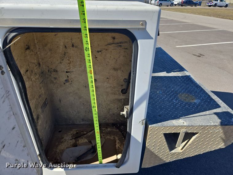 image for item DP6184 2008 Ford F450 Super Duty XL bucket truck