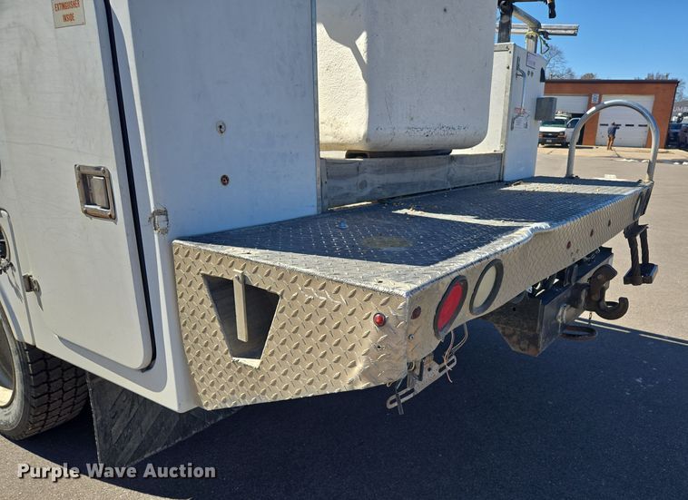 image for item DP6184 2008 Ford F450 Super Duty XL bucket truck
