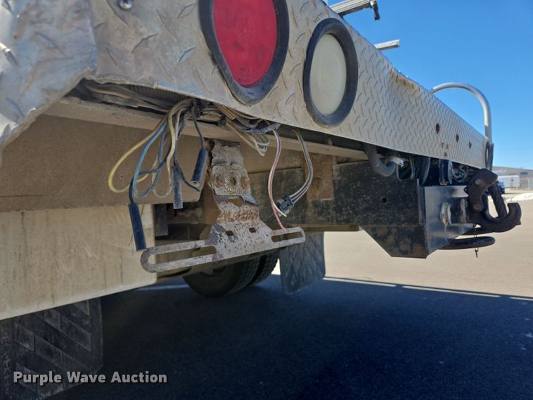 image for item DP6184 2008 Ford F450 Super Duty XL bucket truck