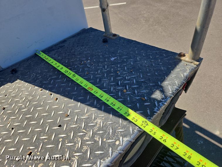 image for item DP6184 2008 Ford F450 Super Duty XL bucket truck