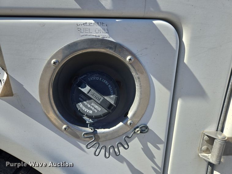 image for item DP6184 2008 Ford F450 Super Duty XL bucket truck