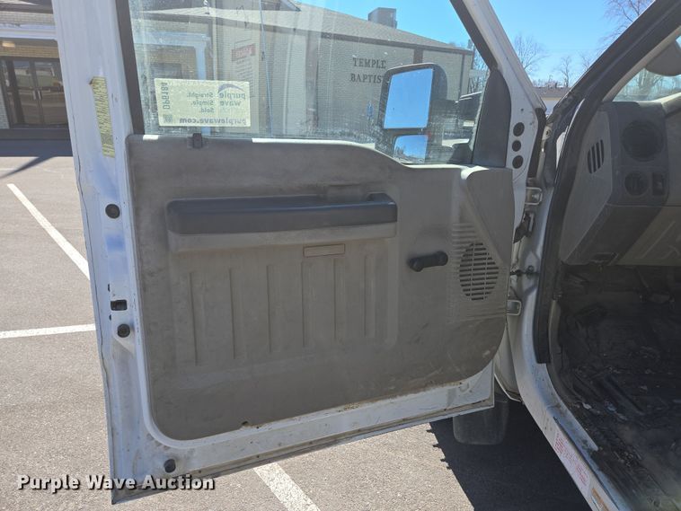 image for item DP6184 2008 Ford F450 Super Duty XL bucket truck