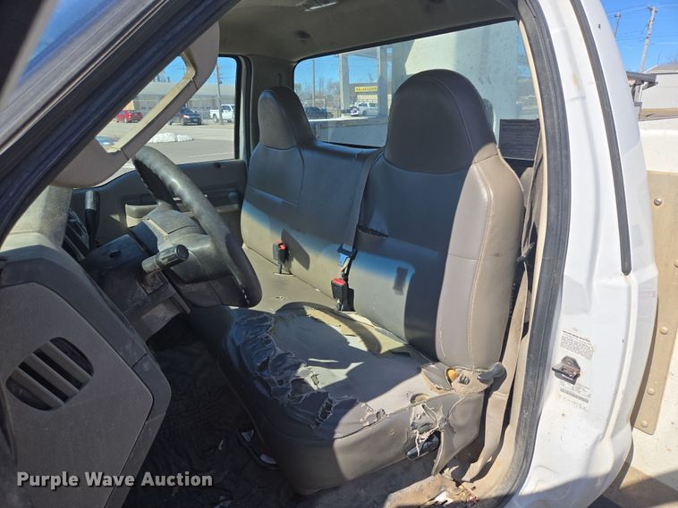 image for item DP6184 2008 Ford F450 Super Duty XL bucket truck