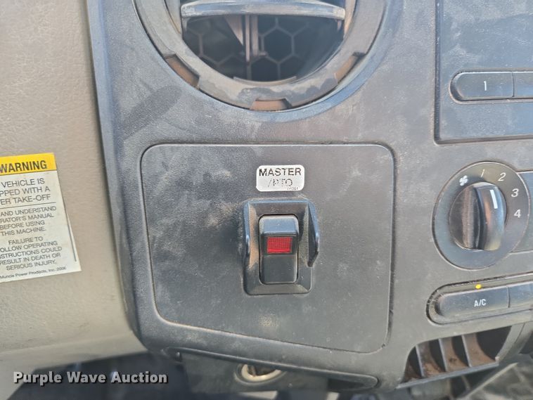 image for item DP6184 2008 Ford F450 Super Duty XL bucket truck