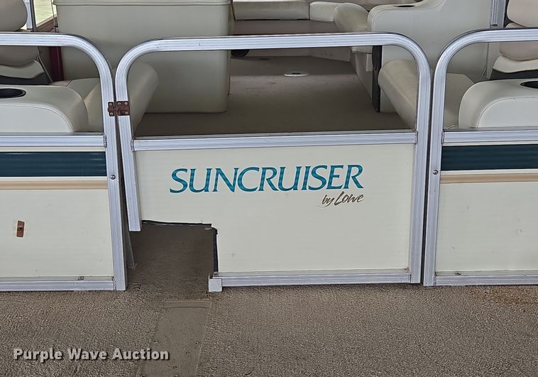 image for item DP6221 1999 Lowe Suncruiser Trinidad 200 pontoon boat