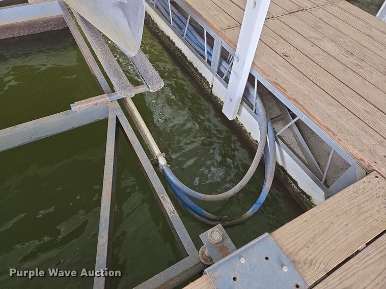 image for item DP6221 1999 Lowe Suncruiser Trinidad 200 pontoon boat