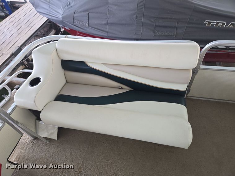 image for item DP6221 1999 Lowe Suncruiser Trinidad 200 pontoon boat