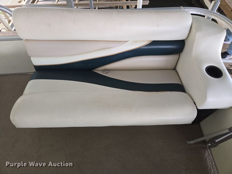 image for item DP6221 1999 Lowe Suncruiser Trinidad 200 pontoon boat