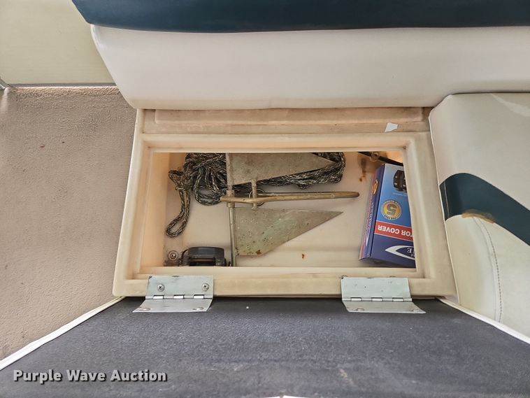 image for item DP6221 1999 Lowe Suncruiser Trinidad 200 pontoon boat