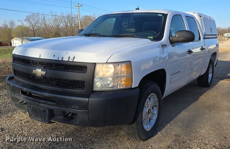image for item DP6226 2010 Chevrolet Silverado Hybrid Crew Cab pickup truck