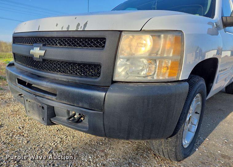 image for item DP6226 2010 Chevrolet Silverado Hybrid Crew Cab pickup truck