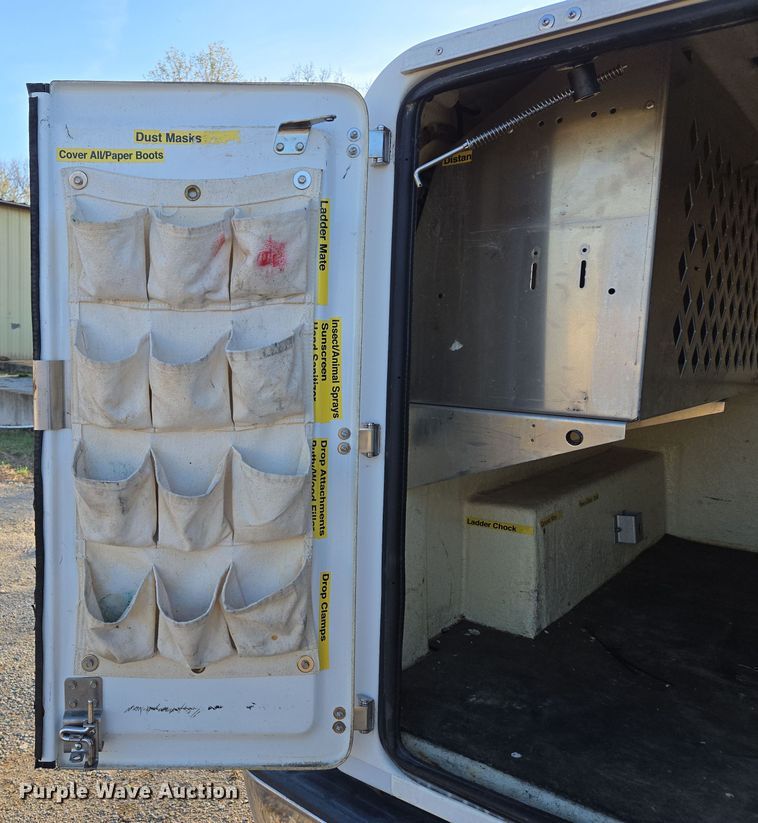 image for item DP6226 2010 Chevrolet Silverado Hybrid Crew Cab pickup truck