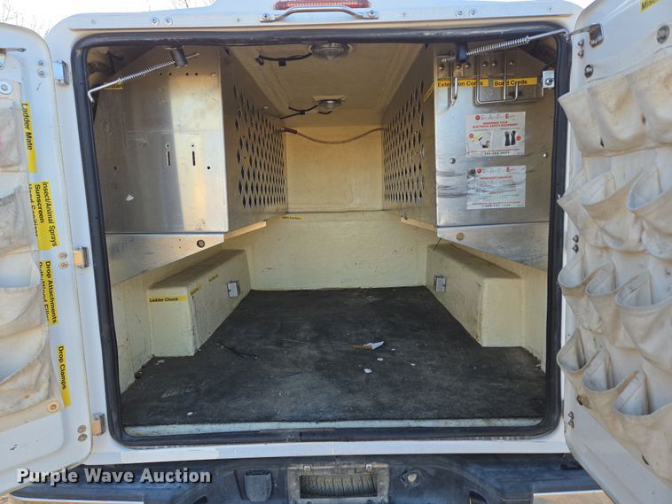 image for item DP6226 2010 Chevrolet Silverado Hybrid Crew Cab pickup truck