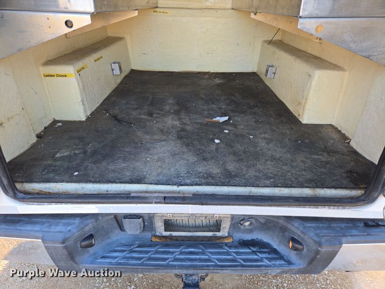 image for item DP6226 2010 Chevrolet Silverado Hybrid Crew Cab pickup truck