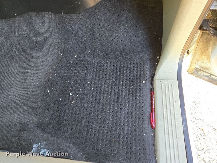 image for item DP6226 2010 Chevrolet Silverado Hybrid Crew Cab pickup truck