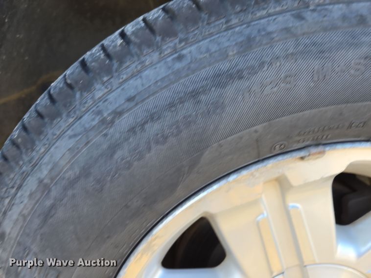 image for item DP6226 2010 Chevrolet Silverado Hybrid Crew Cab pickup truck