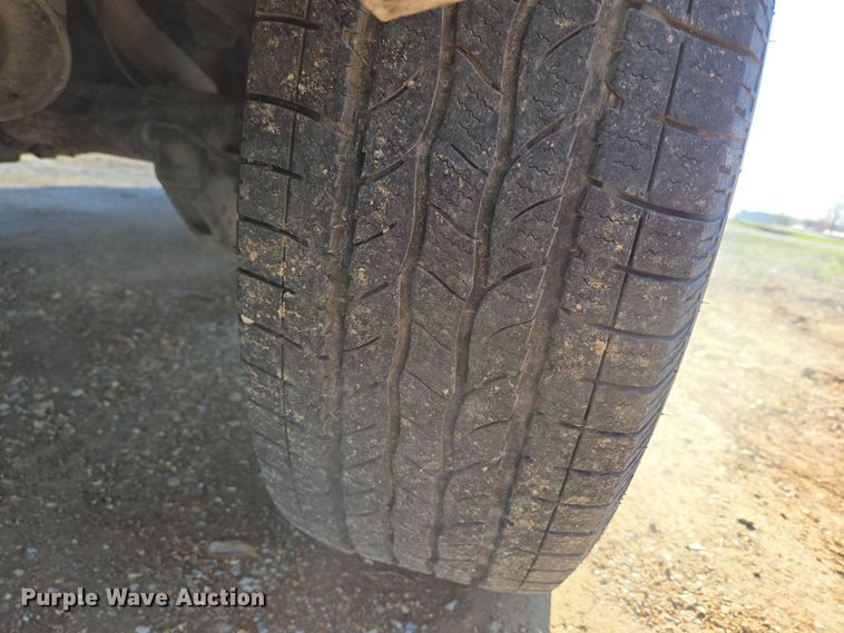 image for item DP6226 2010 Chevrolet Silverado Hybrid Crew Cab pickup truck