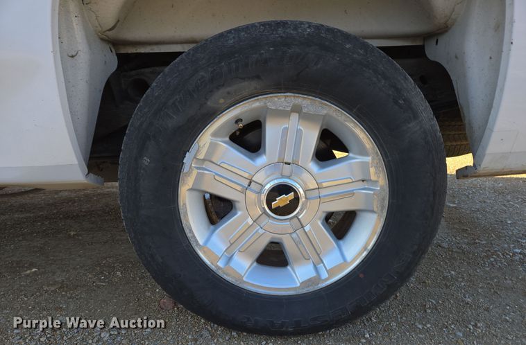 image for item DP6226 2010 Chevrolet Silverado Hybrid Crew Cab pickup truck