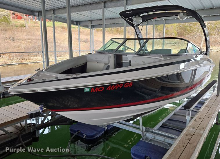 image for item DP6229 2014 Regal 2300 Fastrac boat