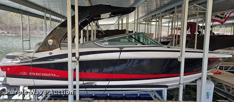 image for item DP6229 2014 Regal 2300 Fastrac boat