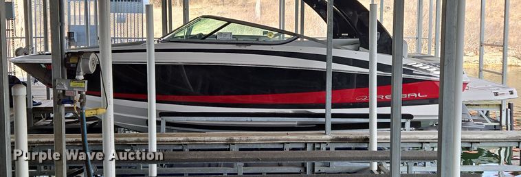 image for item DP6229 2014 Regal 2300 Fastrac boat