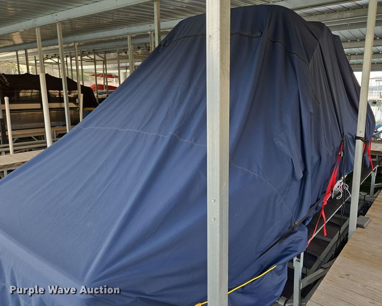 image for item DP6229 2014 Regal 2300 Fastrac boat