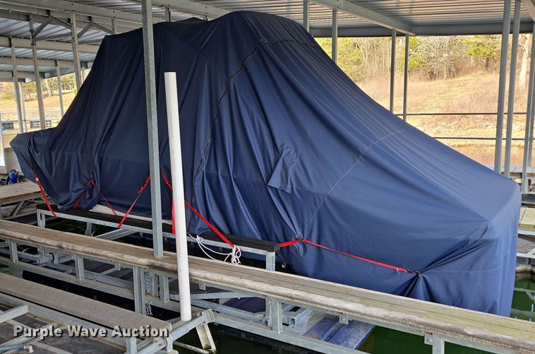 image for item DP6229 2014 Regal 2300 Fastrac boat