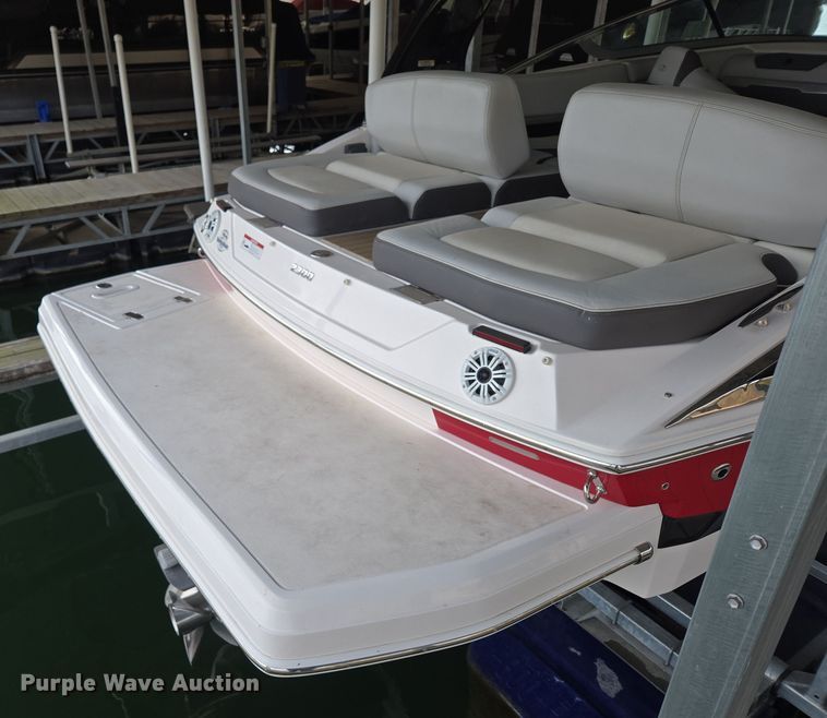 image for item DP6229 2014 Regal 2300 Fastrac boat