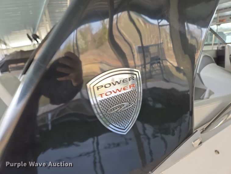 image for item DP6229 2014 Regal 2300 Fastrac boat