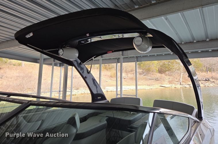 image for item DP6229 2014 Regal 2300 Fastrac boat