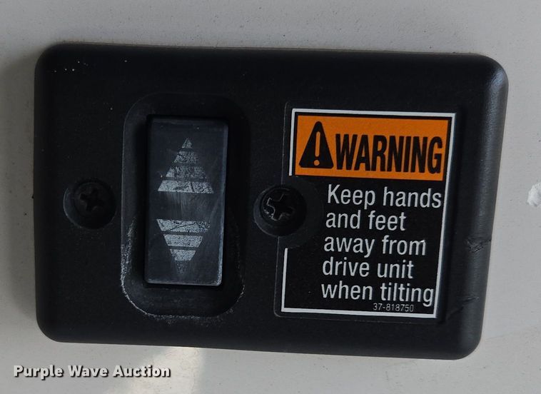 image for item DP6229 2014 Regal 2300 Fastrac boat