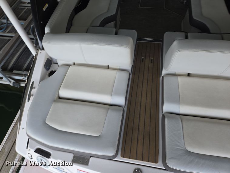 image for item DP6229 2014 Regal 2300 Fastrac boat