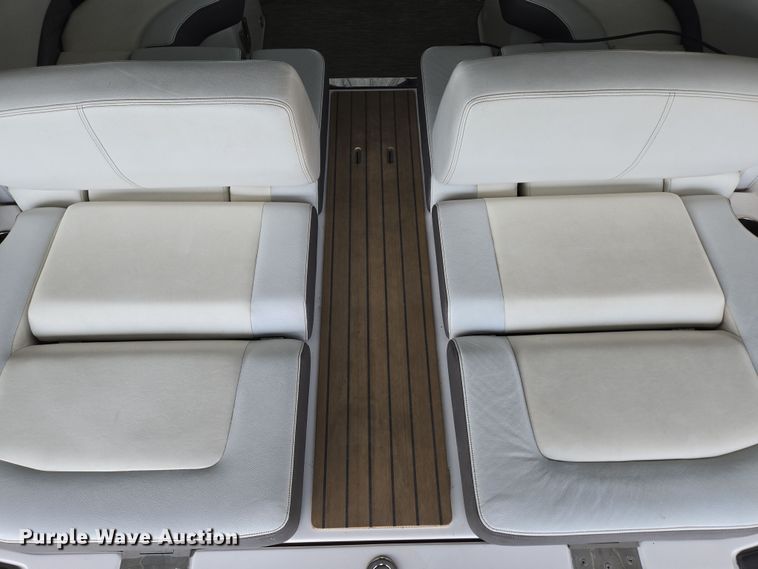 image for item DP6229 2014 Regal 2300 Fastrac boat