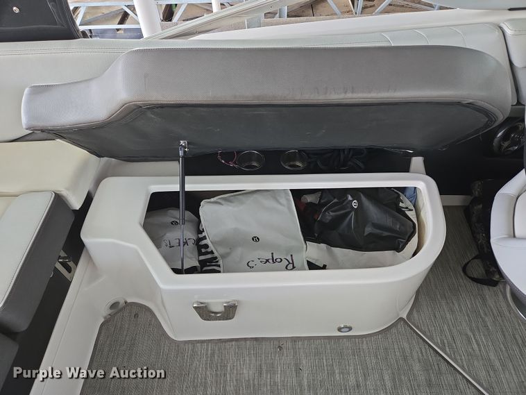 image for item DP6229 2014 Regal 2300 Fastrac boat